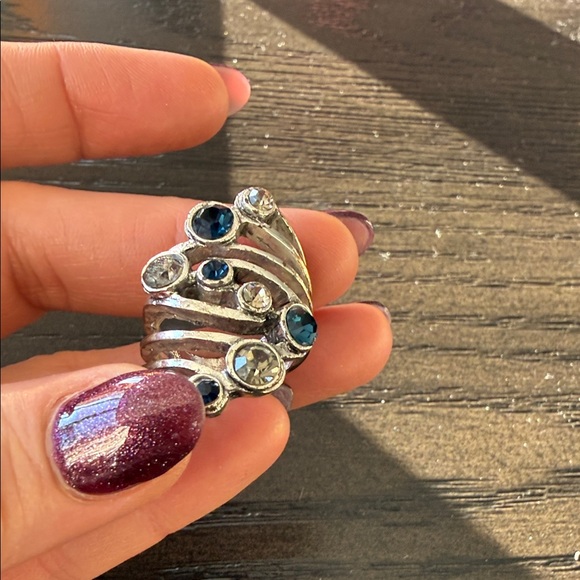 Silver Multi-Stone Ring - Picture 4 of 4